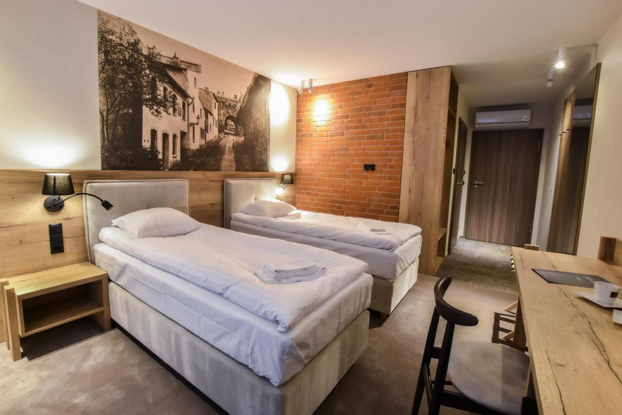 Strzelnica Hotel I Restauracja Starogard Gdański Exterior foto